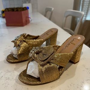 NEW never worn Lulu's Gold Knot Sandal Heel